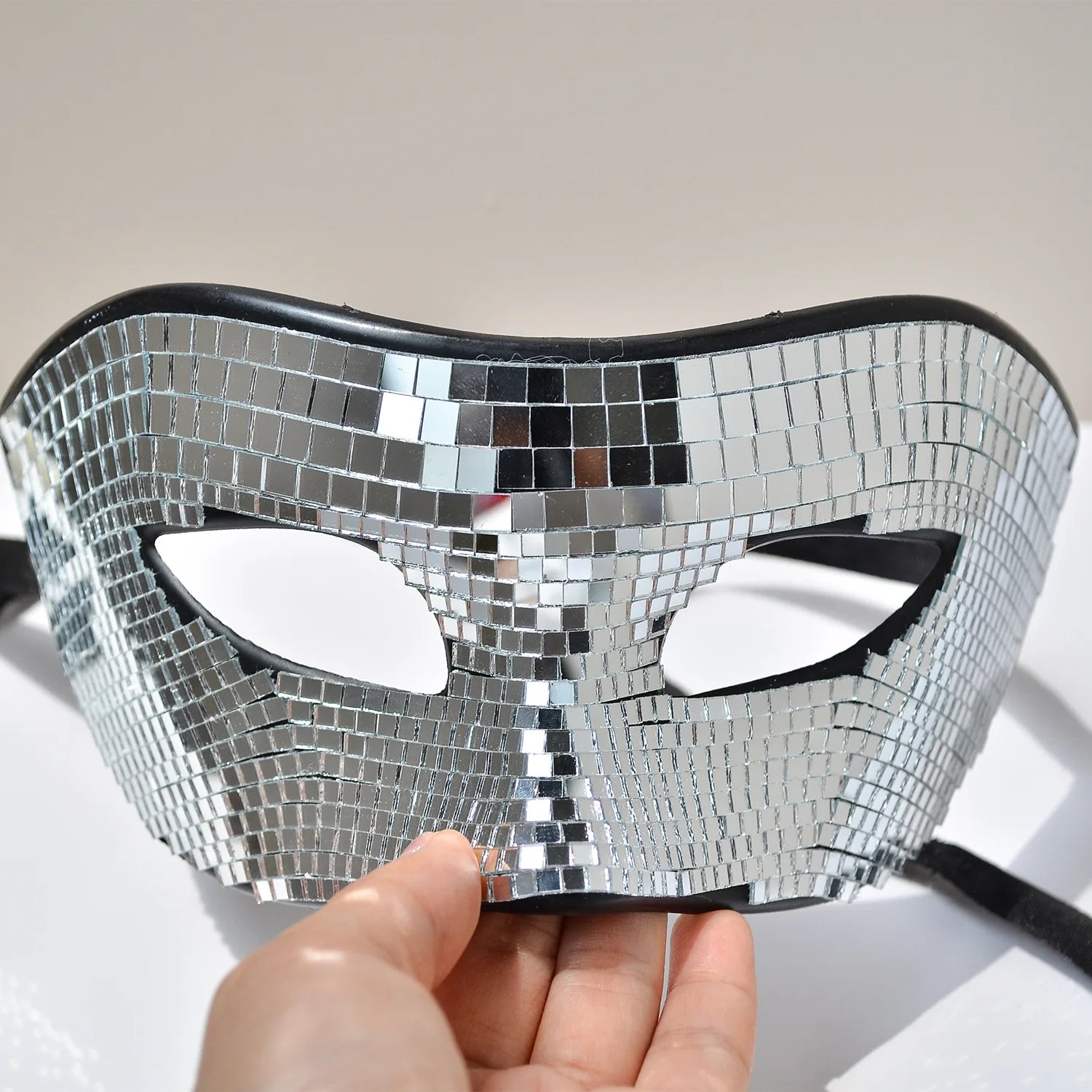 Disco Ball Glitter Face Mask Venetian Masquerade Mask for Women Men Party Prom Ball Bright Silver Mirror Eye Covers Halloween