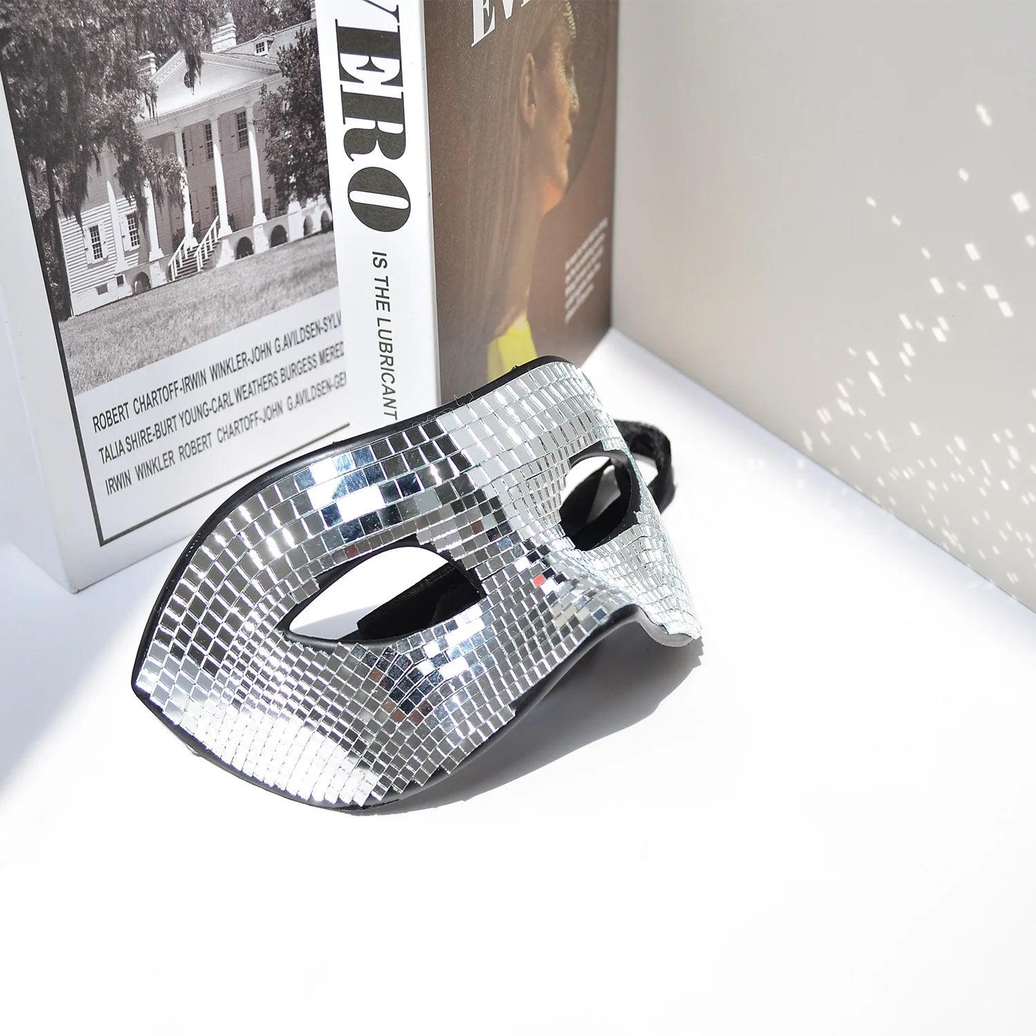 Disco Ball Glitter Face Mask Venetian Masquerade Mask for Women Men Party Prom Ball Bright Silver Mirror Eye Covers Halloween